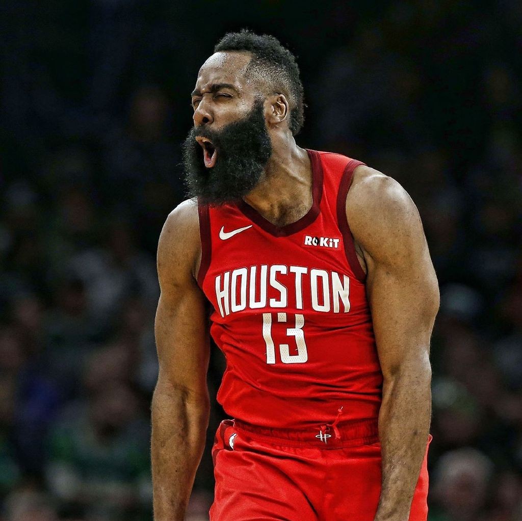 手不敢上提 手不敢上提